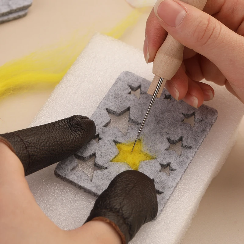 Wool Felting Kit Needle Felt Kit LMDZ Needle Felting Starter Kit Wool Felt Mold Needle Felting With Handle for DIY Craft Stencil Applique Handicraft Shaping