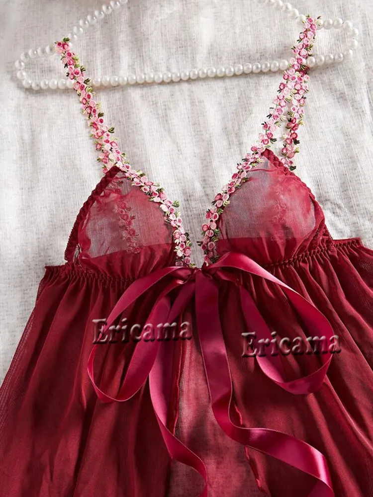 Sous-vêtements pour femmes, ensemble soutien-gorge et culotte Sexy, garniture à volants en dentelle, ensemble de Lingerie, robe à décolleté en V profond, string, Lingerie Sexy pour femmes