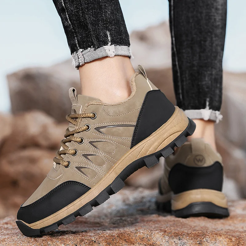 

Winter Men's Shoes New Velvet Warm Two Cotton Shoes Anti slip and Cold Outdoor Mountaineering Shoes Labor Protection Shoes