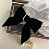 Bla Velvet Hair Clip with Pearl  Knot Spring Clamp Top of Head Accory Ele Hair Ornament for Autumn Winter
