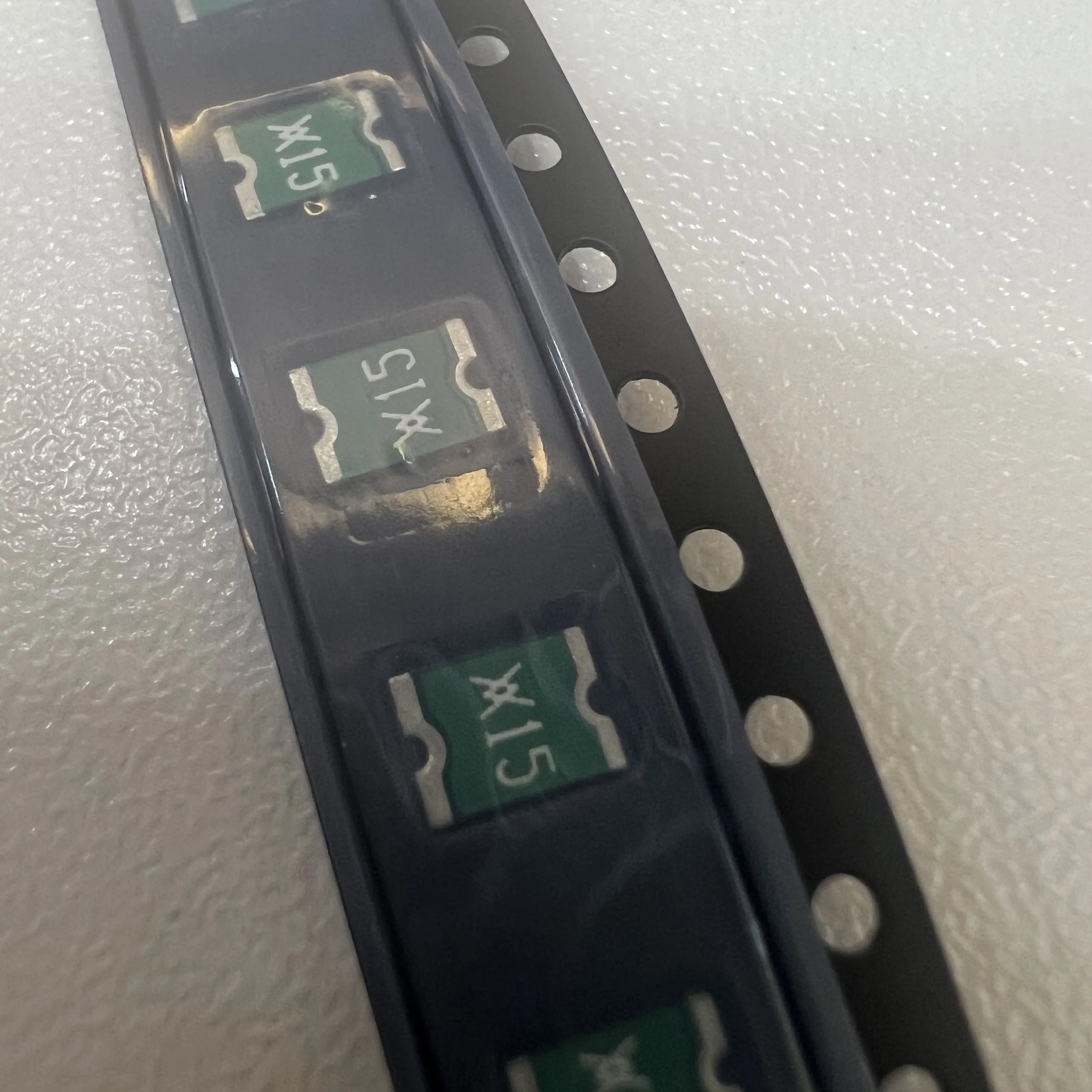 Polymeric PTC Resettable Fuse 6V 1.5 A Ih Surface Mount 1812 (4532 Metric), Concave MINISMDC150-2