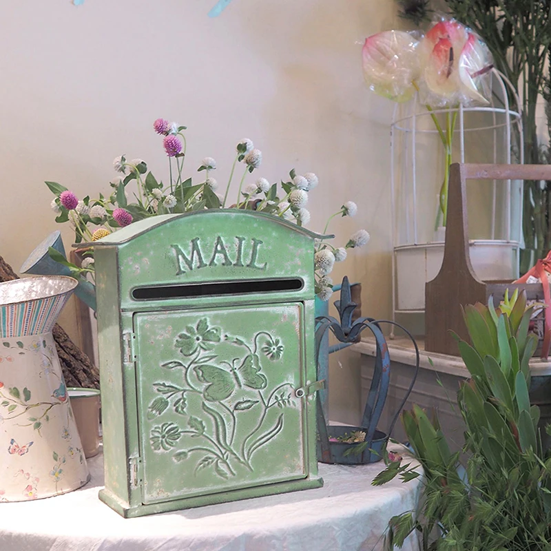 European Style Embossed Mailbox Vintage Wrought Iron Garden Wall Mounted Post Box Courtyard Outdoor Decoration Suggestion Box