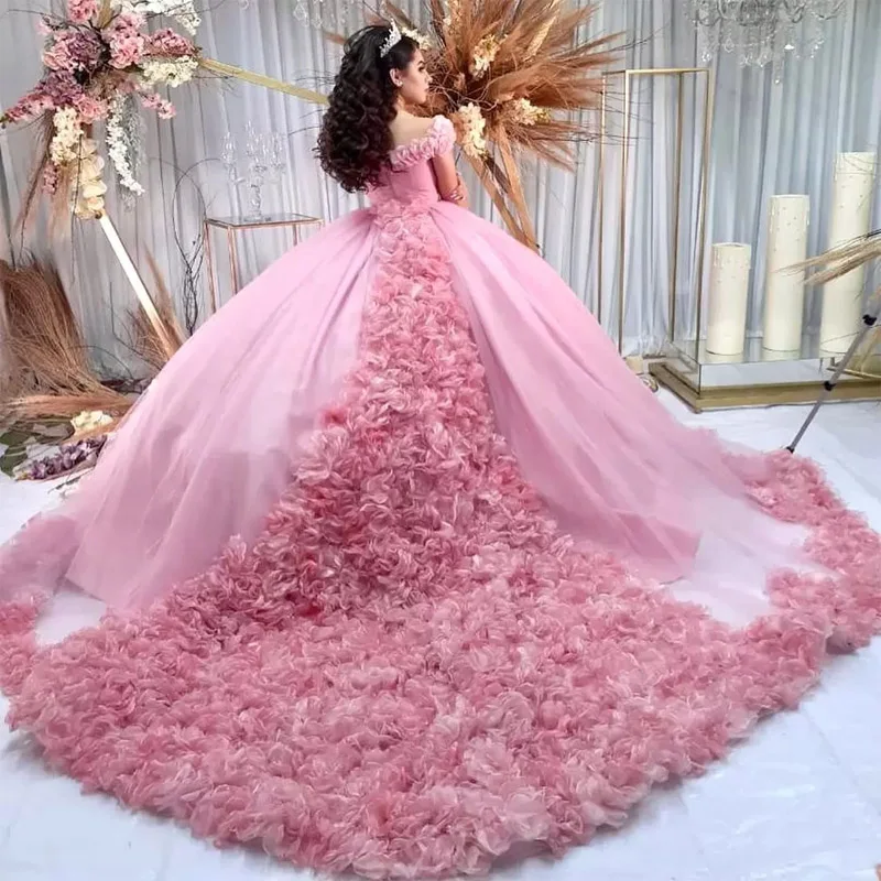 

Pink Sweet Quinceanera Dress Fluffy Appliquéd Ball Gown Formal Party Princess Dress