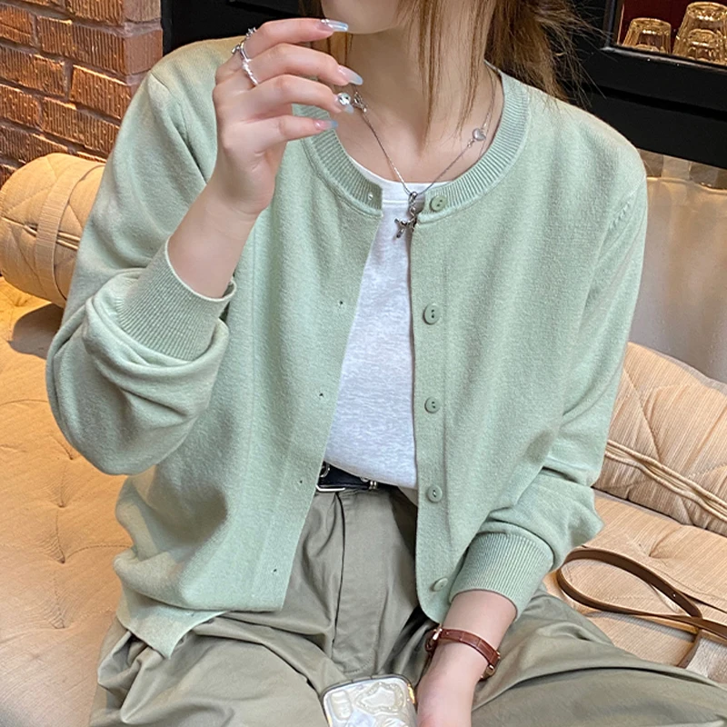 Autumn and Winter New Women's Clothing Crew Neck Cardigan Long-sleeved Sweater Elegant Single-breasted Knitwear Solid Color Coat