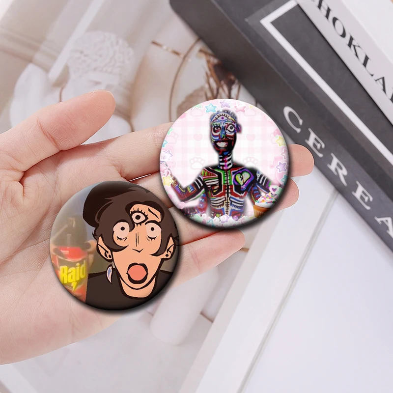 58mm Creative Enamel Pin Brooch – The Normal Rat in the Moon Album Cover Design