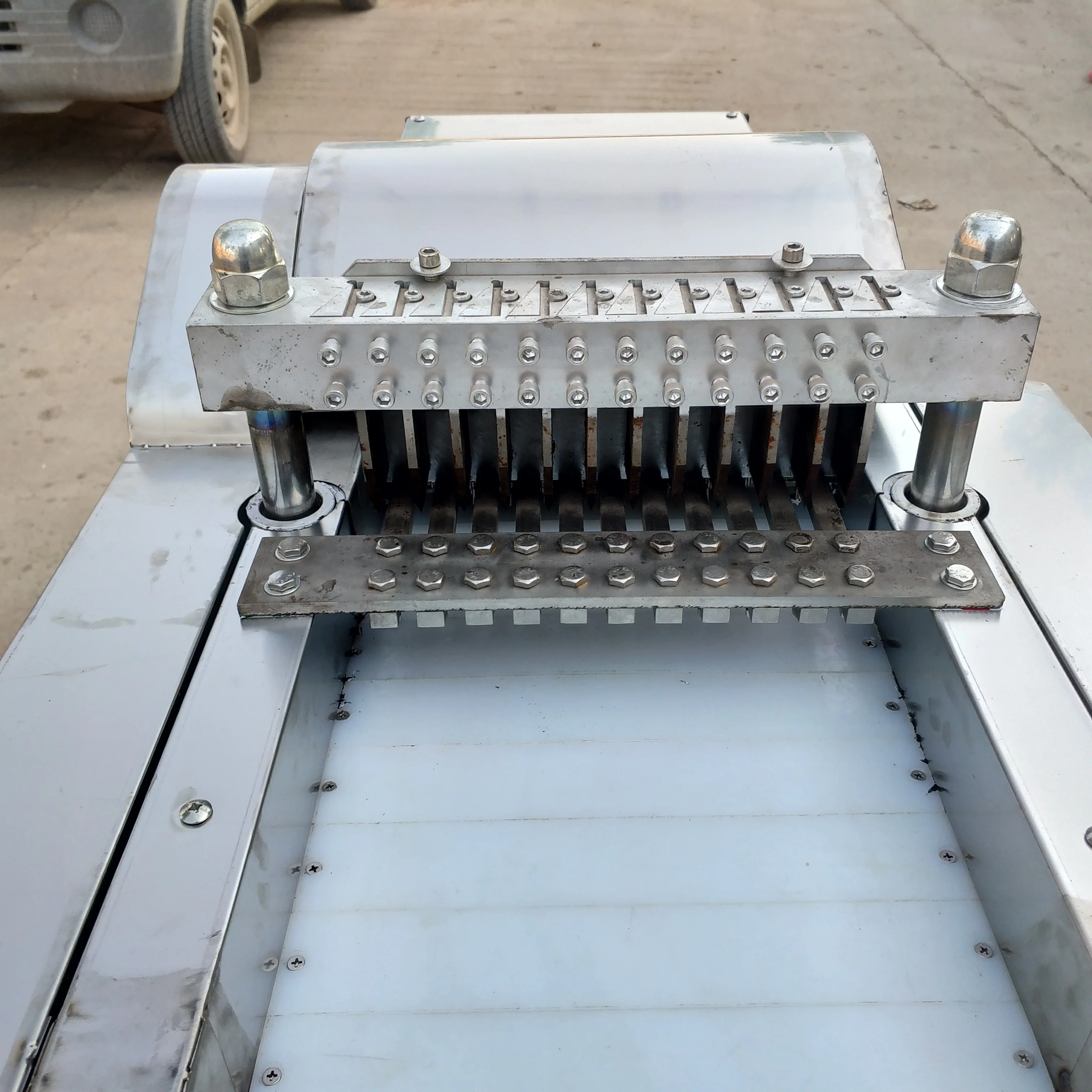 High quality electric frozen beef/fish/frozen meat bone cutting machine 6