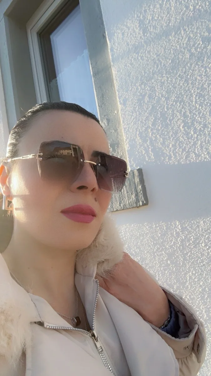 2025 Fashion Oversized Rimless Sunglasses photo review