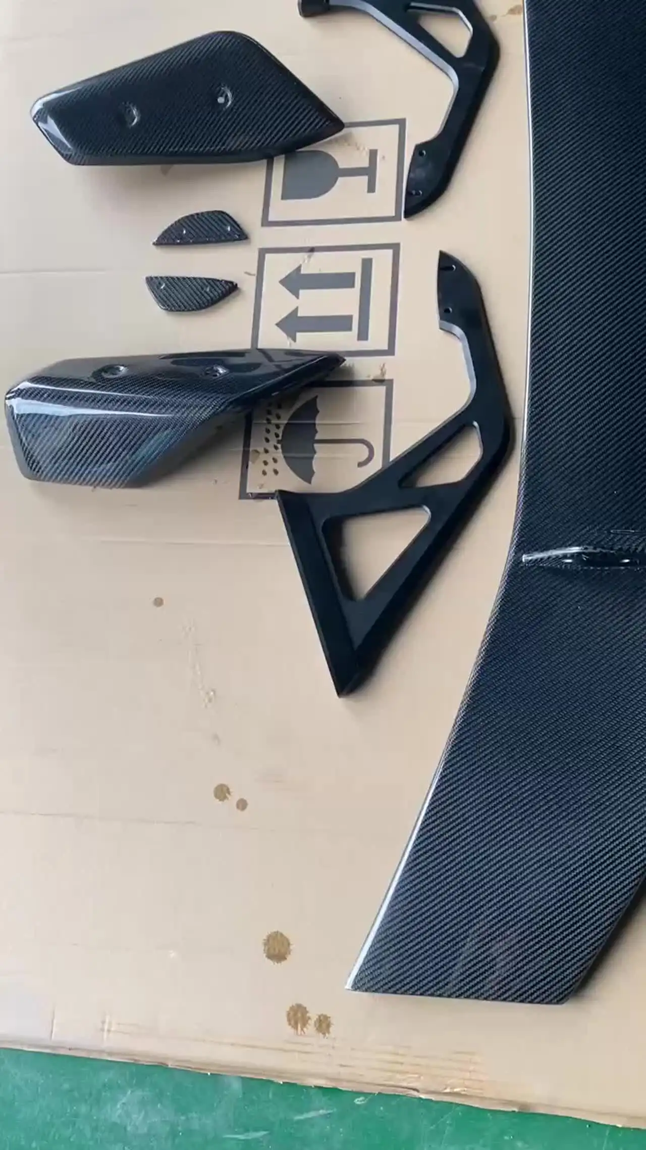 Для BMW M3 M4 F80 F82 F83 G80 G82 Хвостовые плавники из углеродного волокна Задний спойлер