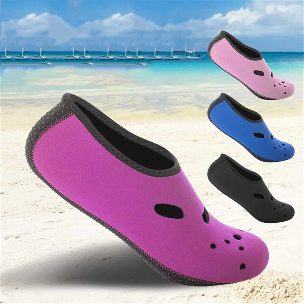 Uomo donna bambini Sport acquatici calzini da nuoto da spiaggia sottili Multi stampe antiscivolo Fitness Yoga Dance Swim Surf Diving scarpe subacquee