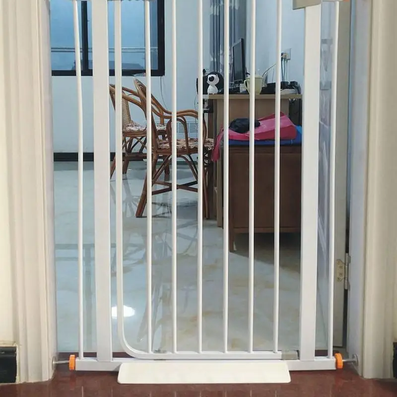 Pet Gate Anti-Kick Pedal Safety Door Anti-Trip Protective Pet Door Rail Wear-Resistant Gate Extensions For Home Living Room