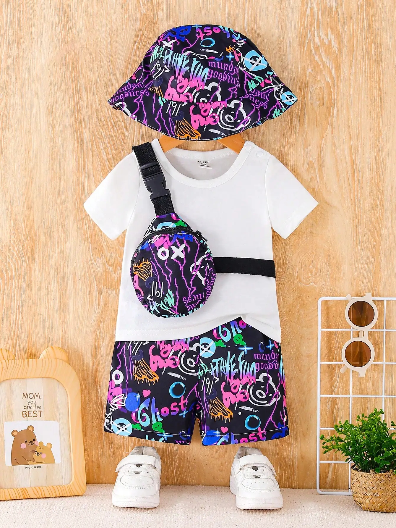 BabyBoys Summer Fashion Four-Piece Purple Letters Graffiti Fisherman Hat Bag Bottom Pants White T-Shirt Round Neck Short Sleeves 1