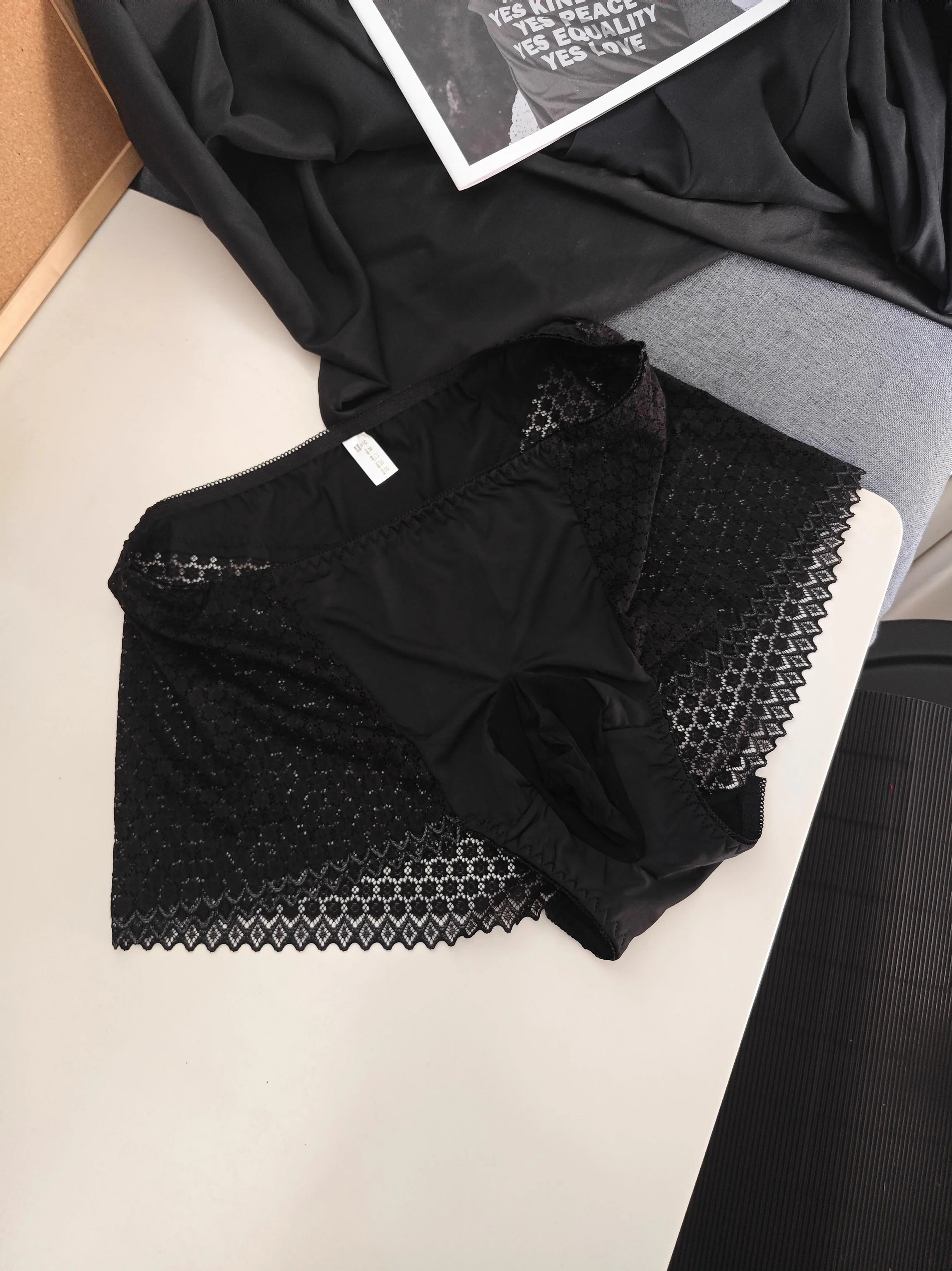 Plus Size Sexy Erotic Lace Lingerie Panties for Men Underwear Sissy Panties Gay Fetish Femboy Pouch Briefs for Cross-dressers