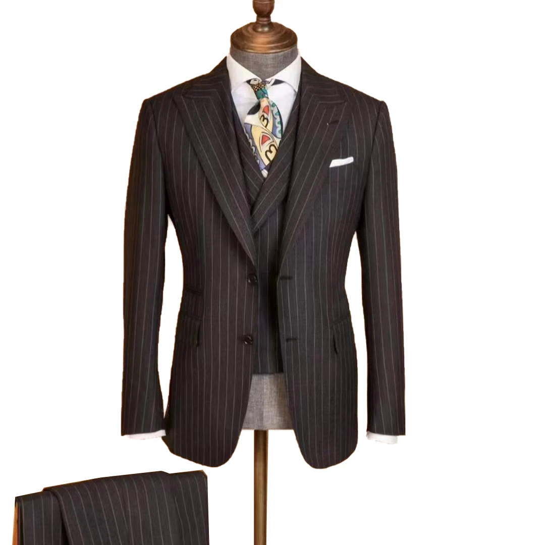 3 Pieces Wedding Tuxedos Men Suits Handsome Vertical Stripe Peaked Lapel Two Buttons Pockets Customize Coat Pants Vest Formal