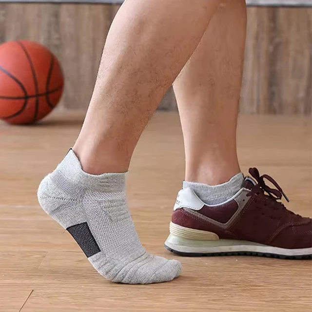 1/3 paires de chaussettes de Football antidérapantes pour hommes, chaussettes en coton, Tube court et Long, chaussettes de Sport respirantes et déodorantes 39-45 5 1/3 paires de chaussettes de Football antidérapantes pour hommes, chaussettes en coton, Tube court et Long, chaussettes de Sport respirantes et déodorantes 39-45 5
