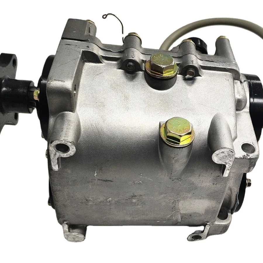 DAYANG motorcycle three wheeled tricycle spare parts speed transmission gearbox for