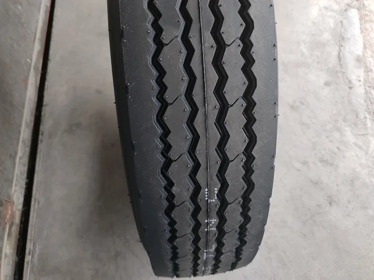 Chinese New Passenger Car Tires Truck Tire 7.50-16 750/16 750r16 7.50R16 Commercial Wheels 1000/20 Tube Type Tyres