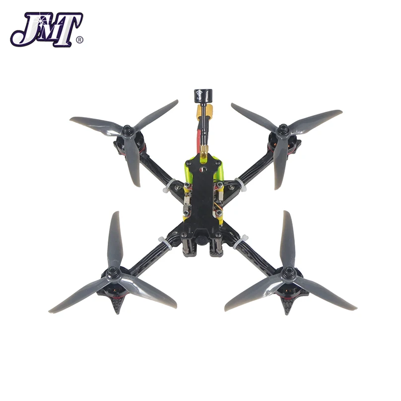 Télécommande FS-i6 du drone FPV B-FPV RTF Set, avec écran et antenne dépliée.