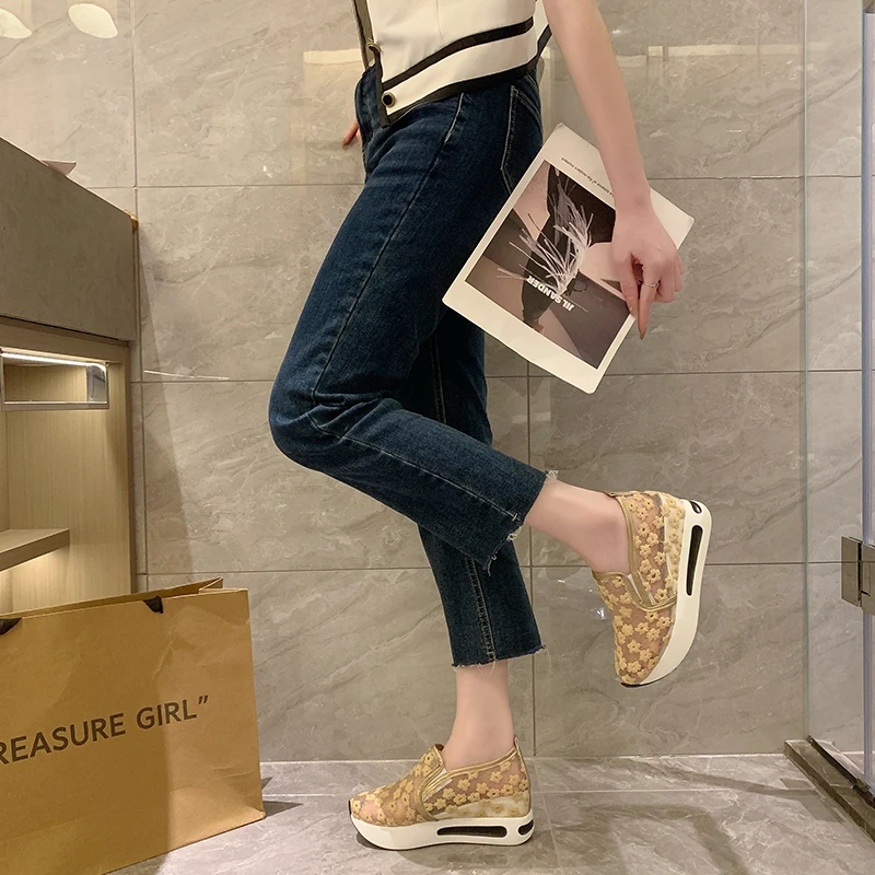 Female Wedge Shoes Sequin Mesh Breathable Shoes Women White Gold Platform Sneakers Women Height Increasing Wedges Shoes Casual