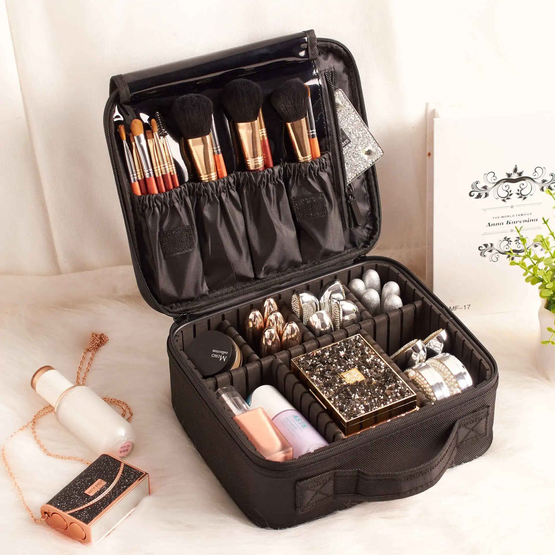 

Large Capacity Makeup Bag Tool Organizer Professional Artist Makeup Case New Travel Beauty Cosmetic Bag Nail Make Up Storage Box