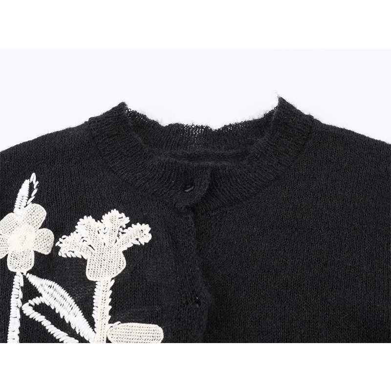 Casual Chic Women Cardigan Long Sleeve Flower Embroidery Elegant Knitting Cardigans 2025 Autumn Winter Knitwear Sweater Coat