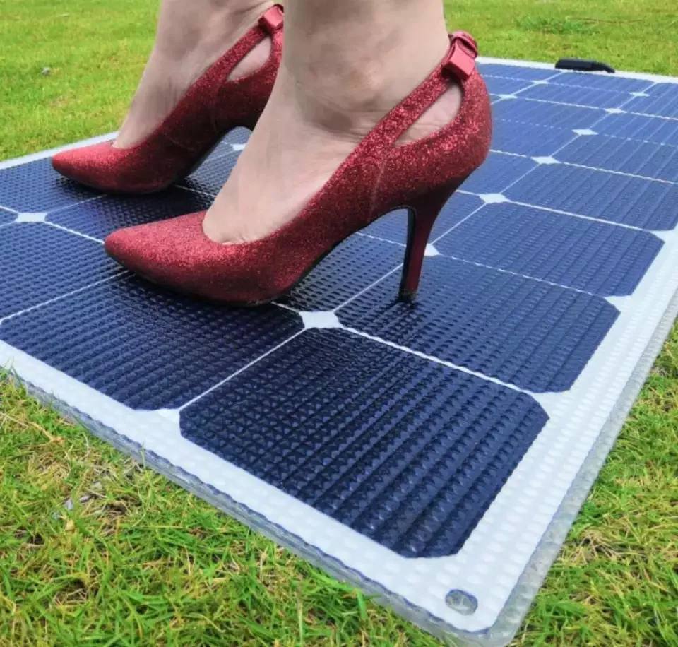 Pannello Solare Flessibile Per Auto Elettrica Sunpower Da 160W Per Celle Solari Ad Alta Efficienza Sunpower Solar Cell