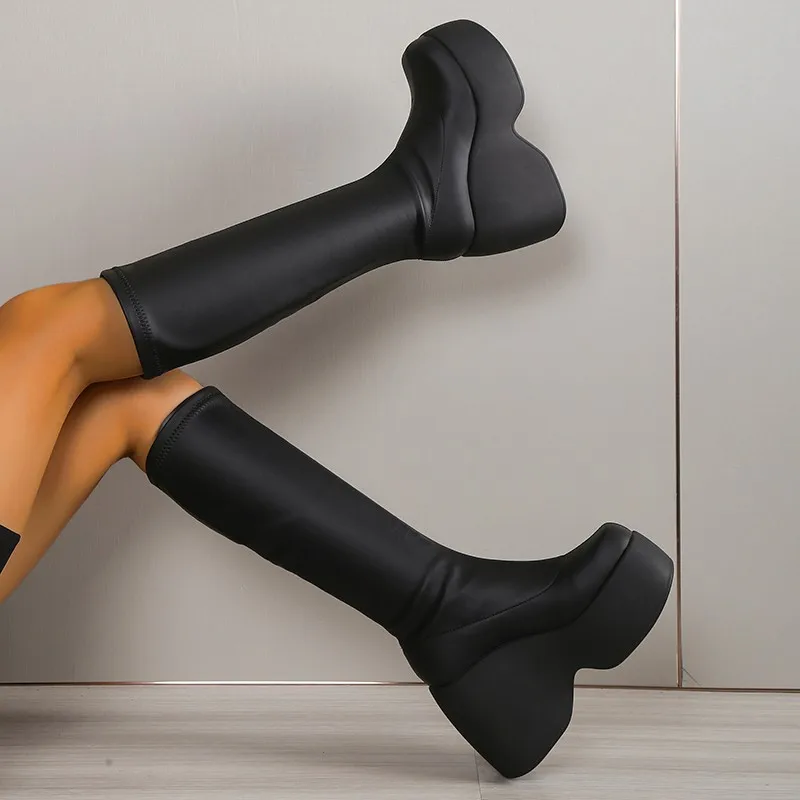 

2023 Brand New Gothic Style Sexy Elegant Chunky Platform Women Ankle Boots Big Size 43 Walking Comfy Woman Shoes Platform Shoes