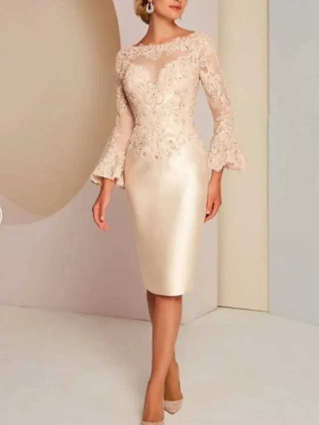 

Mother of the Bride Dress Plus Size Elegant Vintage Jewel Neck Knee Length Lace Satin Long Sleeve with Appliques