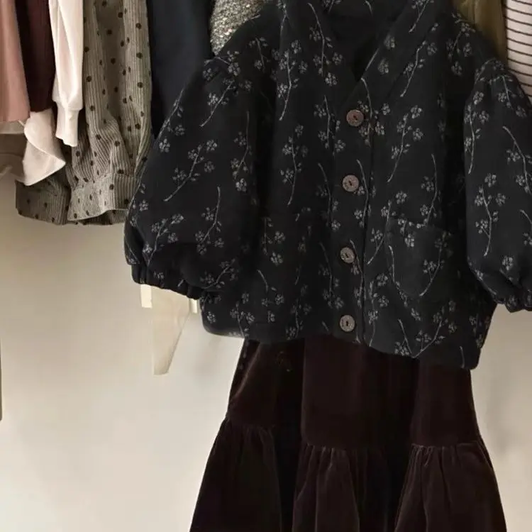 한국 아동복, 여아 가을 코트 2025 신상, 아동 서양식 레트로 플로럴 가디건 트렌드