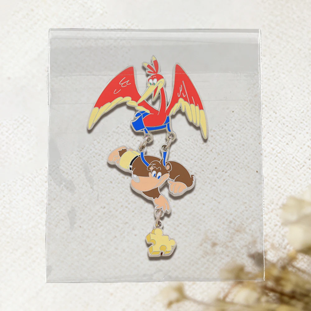 Retro Game Banjoo And Kazoie Emaille-Pin, 3-lagige, baumelnde Metallbrosche, Abzeichen, Geschenk für Fans, für Rucksack, Kleidung, Accessoires, Sammlerstücke – Detail 12