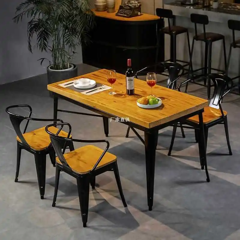 

C124 American Iron Art Solid Wood Dining Table Modern Simple Retro Industrial Style Restaurant Bar Barbecue Barbecue Dining Tab