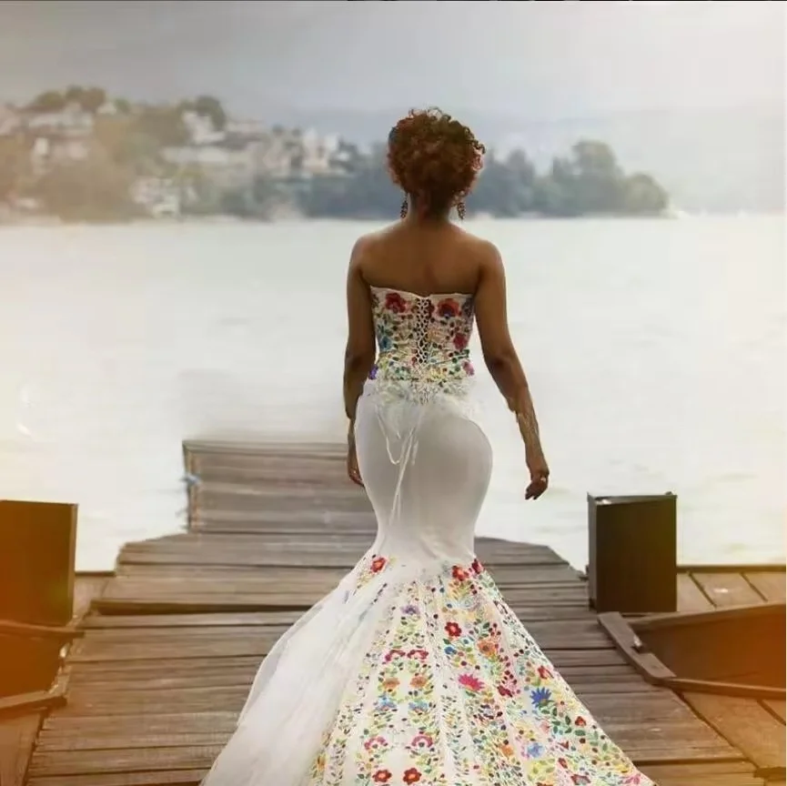 Mermaid Mexican Dress Wedding 2025 Mexican Floral Embroidered Mermaid Wedding Dresses Sunflower Mermaid Mexican Dress Wedding 2025 Mexican Floral Embroidered Mermaid Wedding Dresses Sunflower