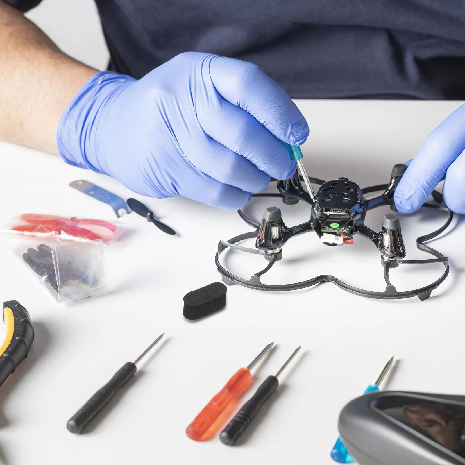 30Pcs 접착성 충격 흡수 발 매트 Fpv 드론 랜딩 스키드 패드 레이싱 야외 사용을 위한 고강도 충격 흡수 패드