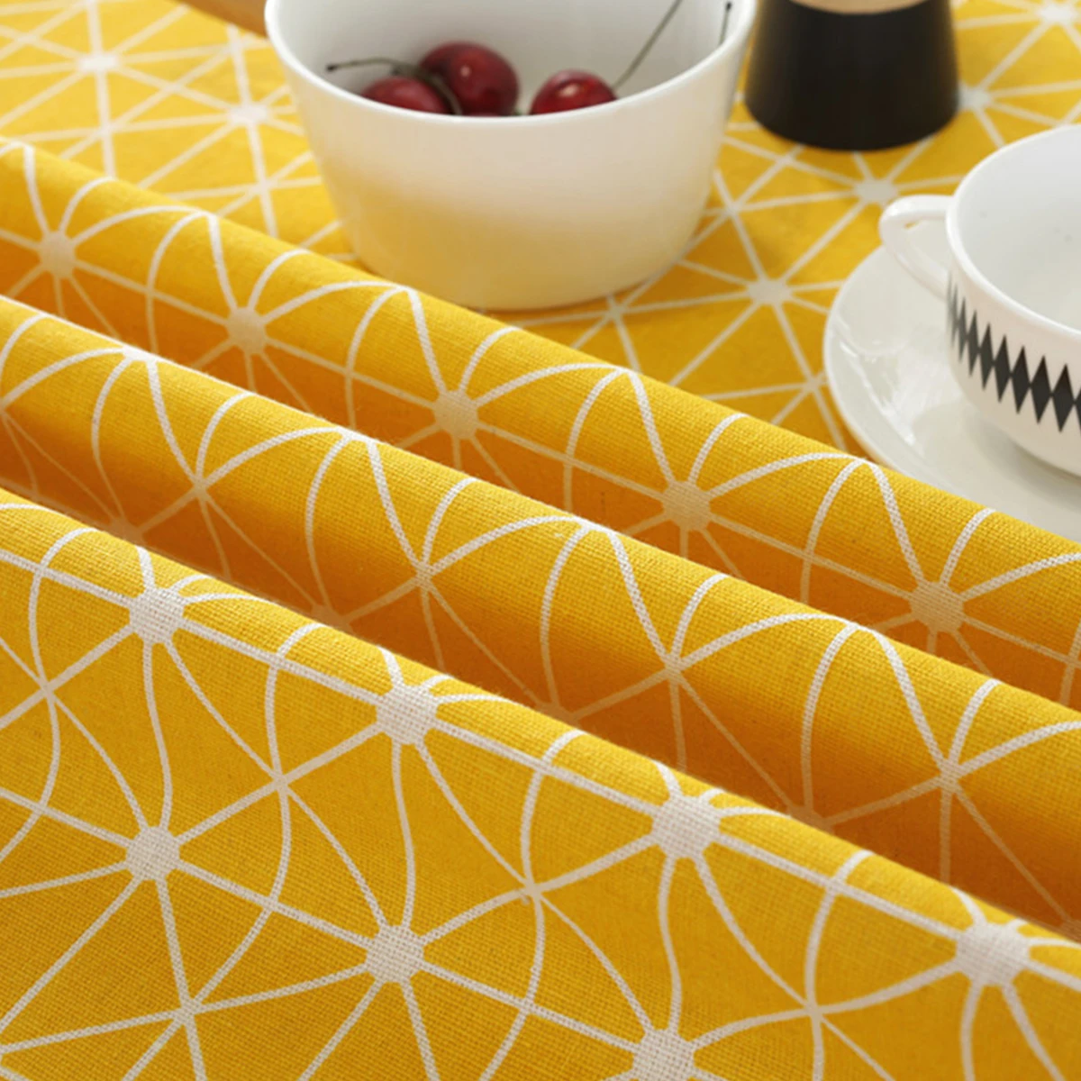 Linen Round Tablecloth Table Cloth Decorative Dust-Proof Table Cover Washable 120/150cm for Dinner Party Wedding Party Decor 2