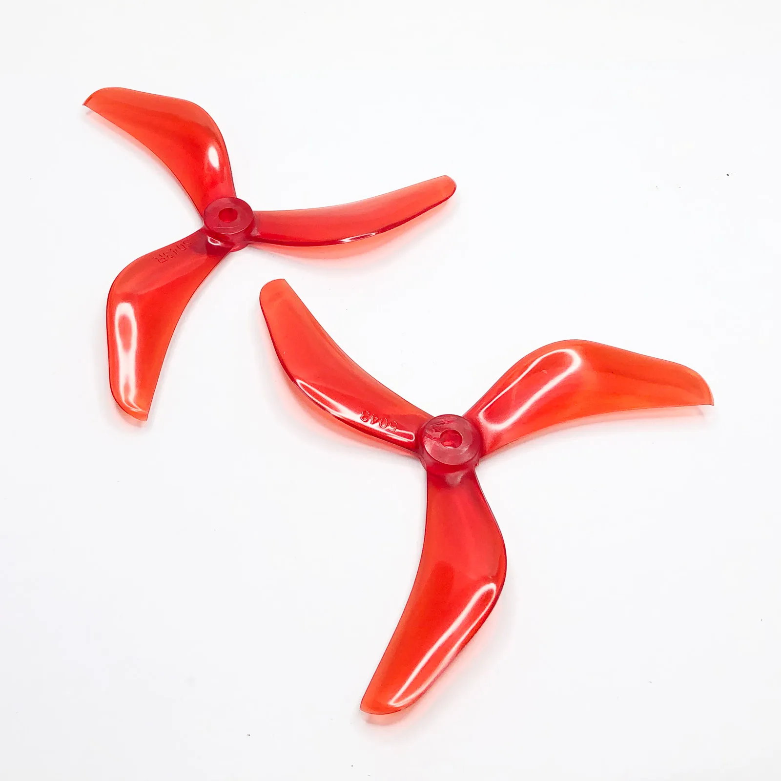 Lot de 2 paires d'hélices 5043 3 pales 5x4.3 pour drone FPV freestyle 5 pouces, emballage d'origine.