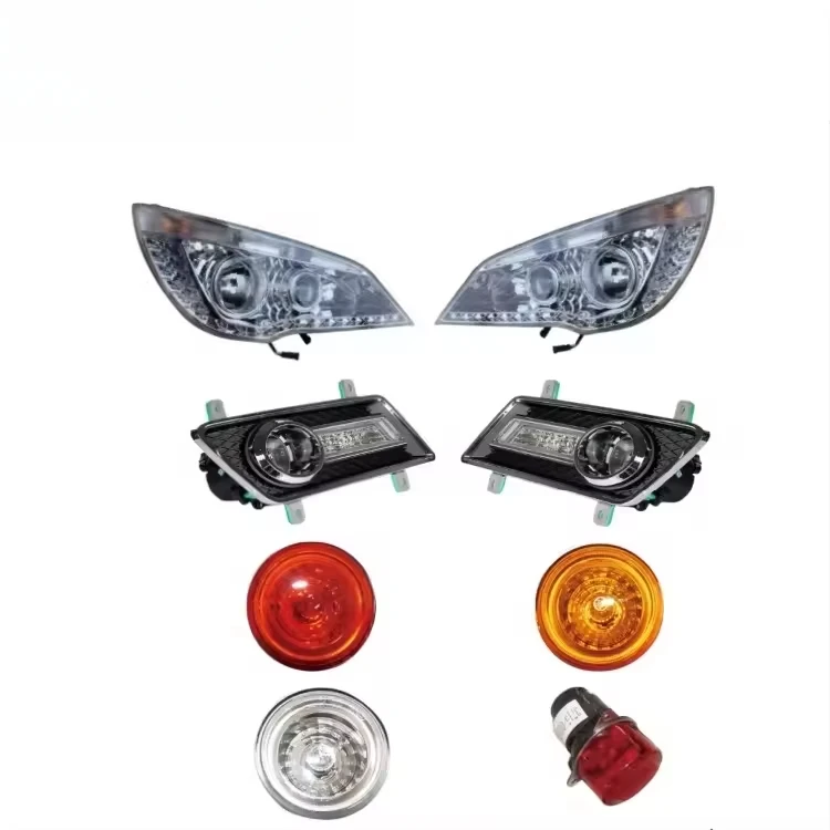Bus Parts Bus Body Parts XMQ6127 XMQ6117 Kinglong Spare Headlight and Tail Light