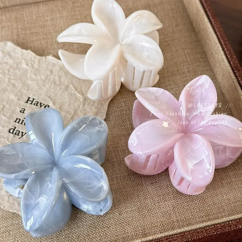 Frangipani Fresh and Sweet Egg Flower Back of Head Disc Hair Shark Clip Hair Ornament  Claw Hair Clips for Women