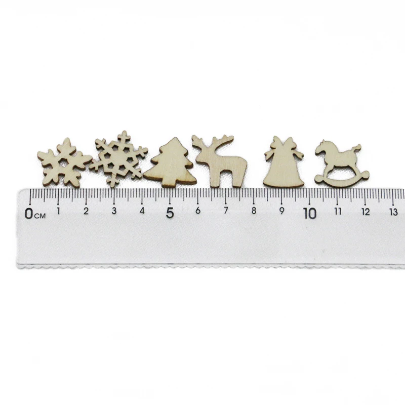 (100 Pcs/pack)Mini Wooden Hanging Christmas Decorations Semi-finished Hollowed-out Wooden Crafts Xmas Tree Hanging Gift Tags DIY