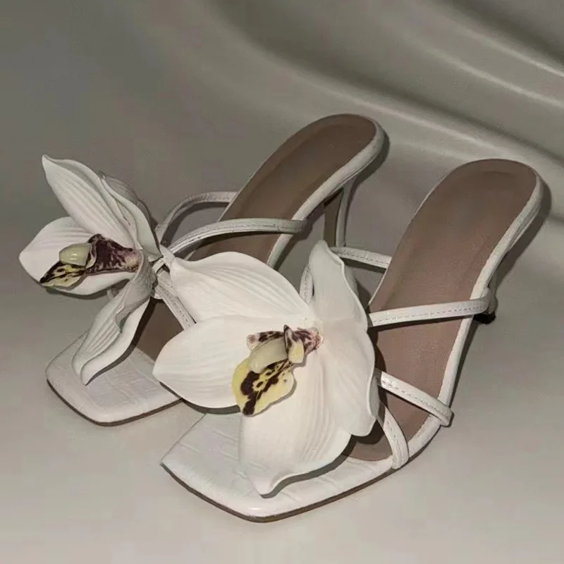 Small and Niche Design with Flower Exposed Toes Slim Heels Roman Sandals, Women's High Heels, Wearing A Flip Flop On The Outside