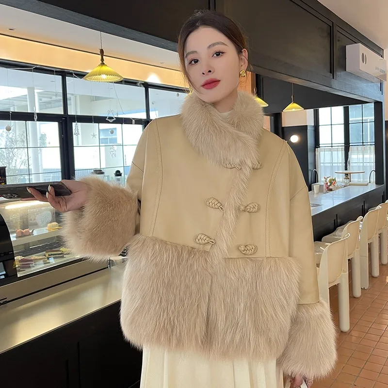 Fur Coat Women's Stand Collar Three-Button Thickened Warm Retro Chinese Style Stitching Sheepskin Fur Coat down Feather Liner1Pc