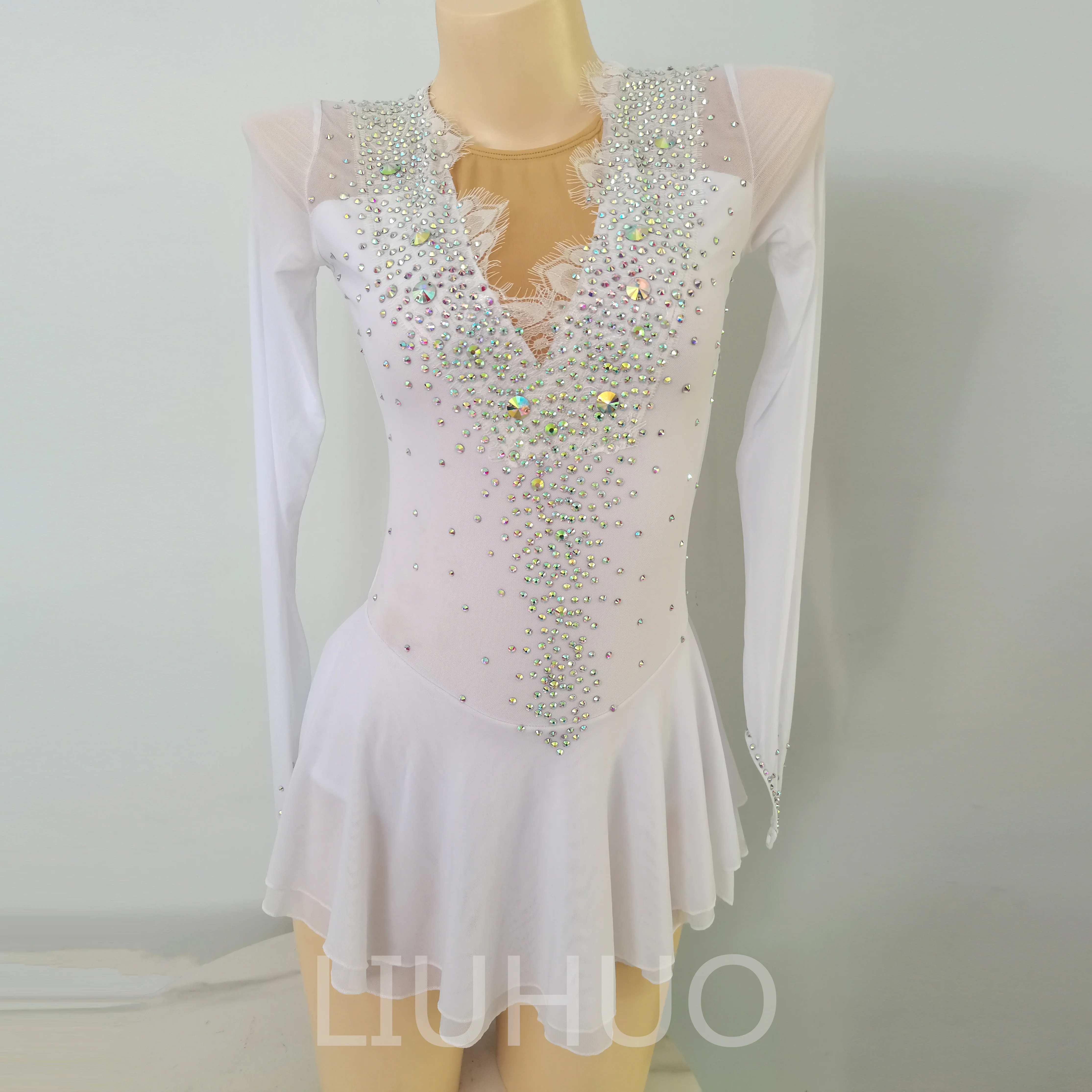 

LIUHUO Figure Skating Performance Clothing Customized Skating Grading Clothing Children's Performance Clothing White