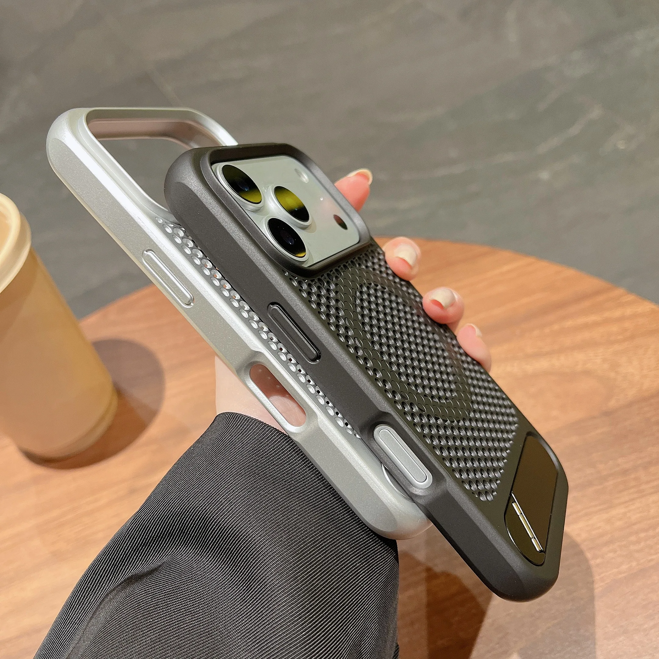 3D Honeycomb Cooling Magnetic Invisible Stand Phone Case - Enhanced Protection and Style
