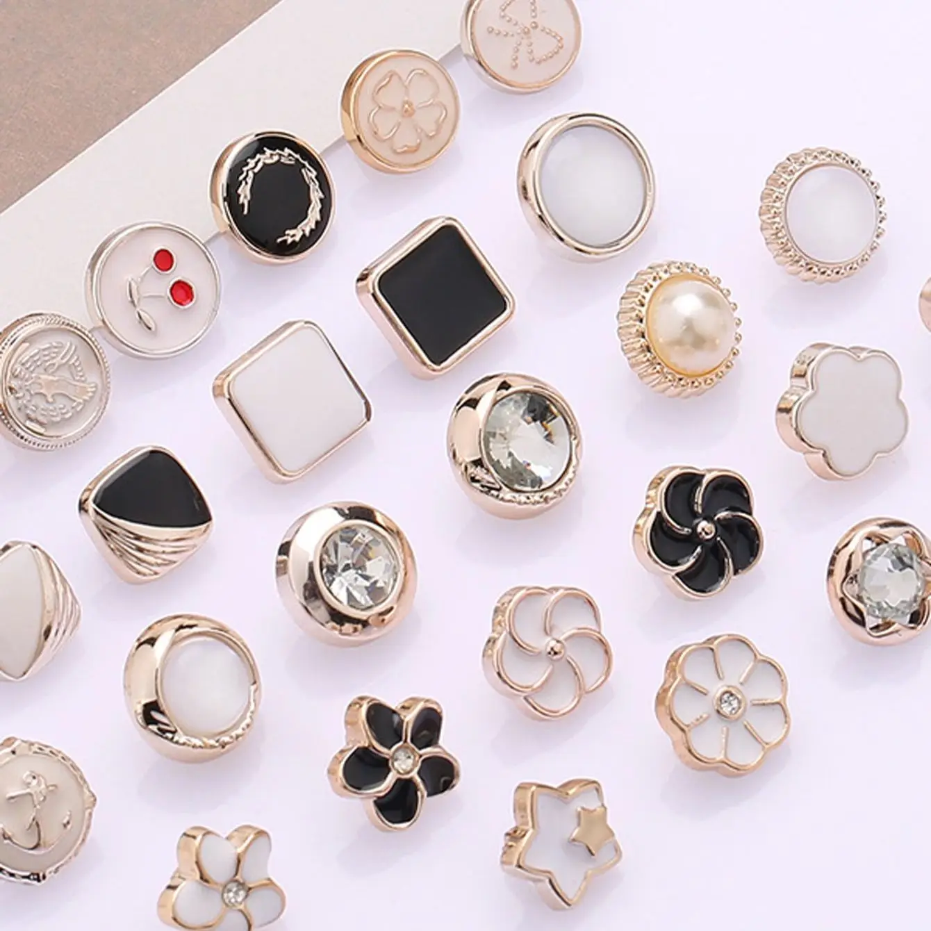 10pcs- Button Luxury resin button coat Trench coat Sweater Accessories DIY sewing supplies in various styles