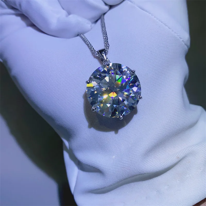 valuable 20ct d clolor moissanite diamond pendant 925 sterling silver wedding pendants necklace for women engagement jewelry Valuable 20ct D Clolor Moissanite Diamond Pendant 925 Sterling Silver Wedding Pendants Necklace for Women Engagement Jewelry 2