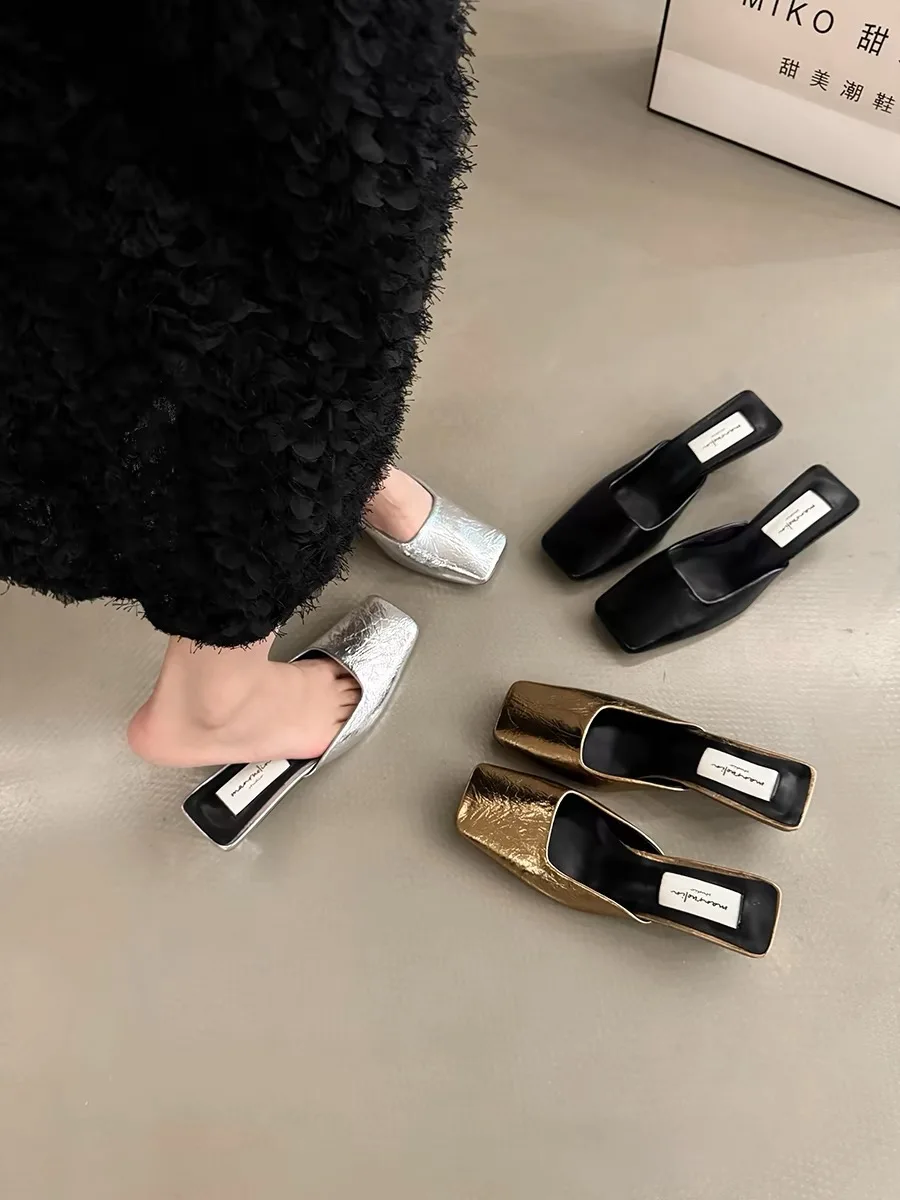 Neue Sommer-Damen-Outdoor-Halb-Slipper-Stil, lässige Single-Riemen-Sandalen mit niedrigem Absatz und klobigem Absatz, vielseitig und modisch – Detail 3