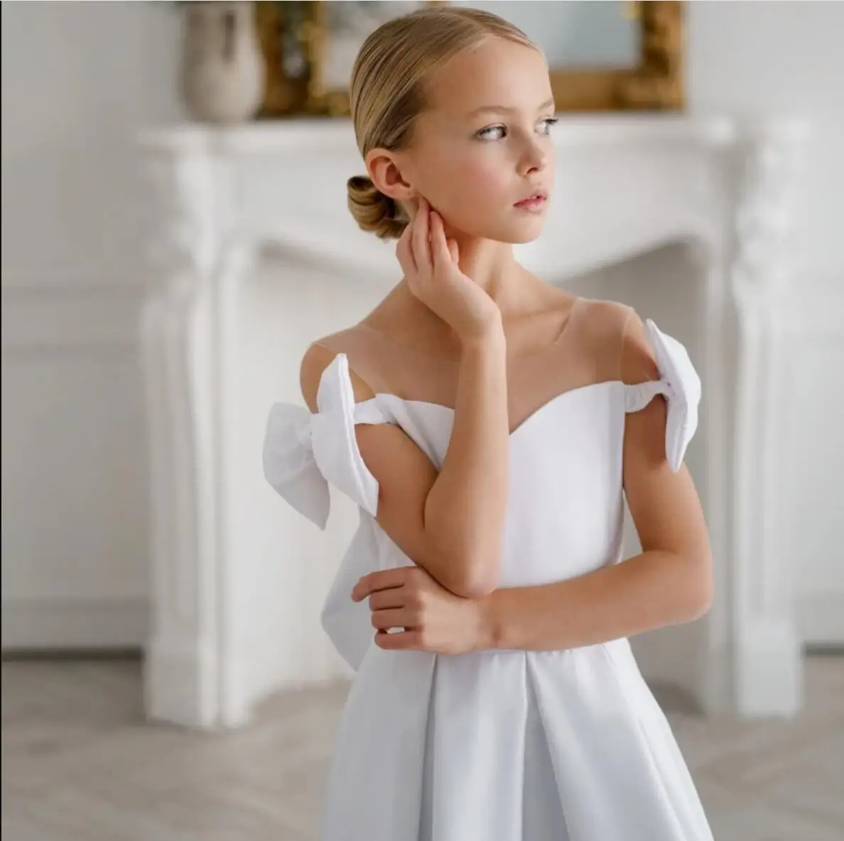 

Elegant Flower Girl Dress Satin Off The Shoulder First Communion Dress Bow Knot Party Ball Gowns for Girls