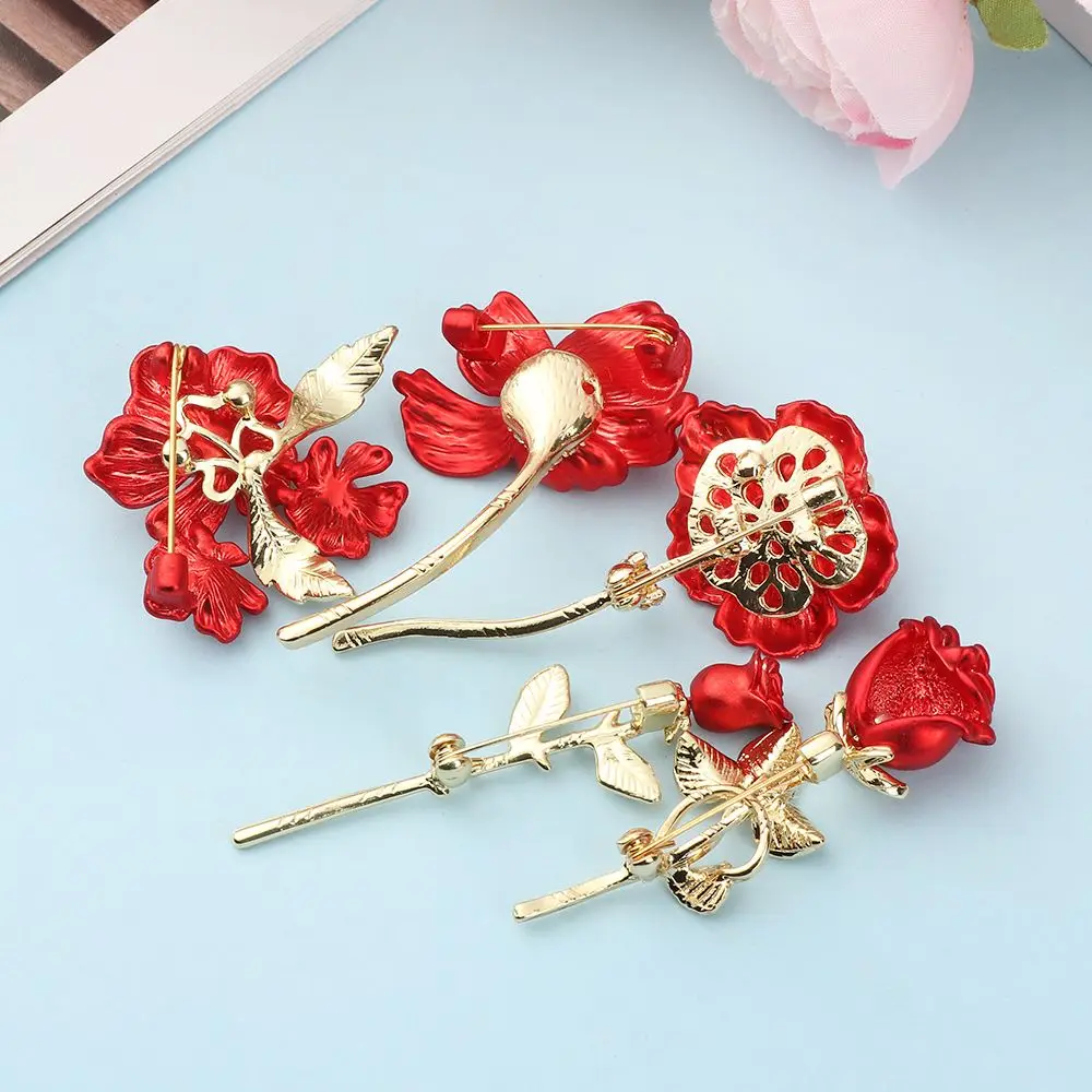 1 pc Crystal Rose Flower Brooches Pins Corsage Scarf Clips Safety