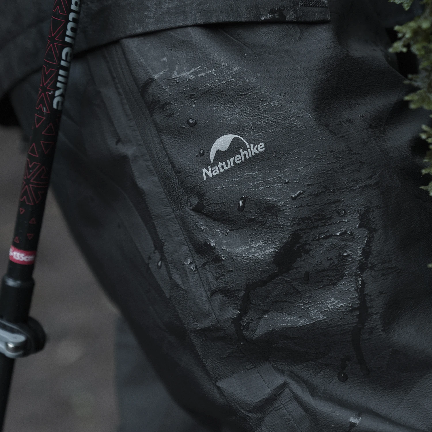 Description Picture 6 of itemNaturehike 2024 Windproof Rainproof Pants Upgraded Men Outdoor Waterproof Windbreaker Raincoats Rain Pant Cycling Hiking Trip