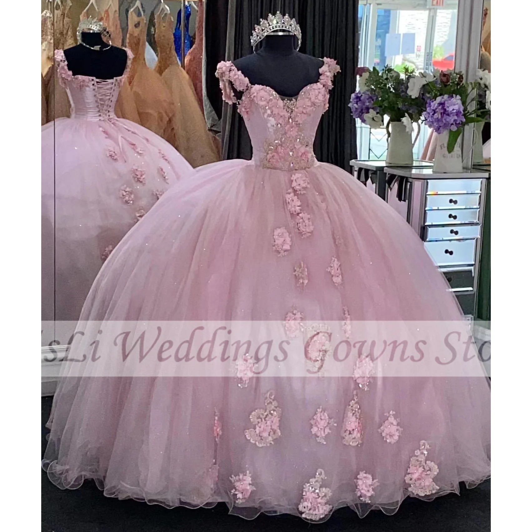 

Pink Sweet Quinceanera Dresses 3D Flowers Beads Sleeveless Ball Gowns Sequined Vestidos De 15 Quinceañera Birthday Party Gown