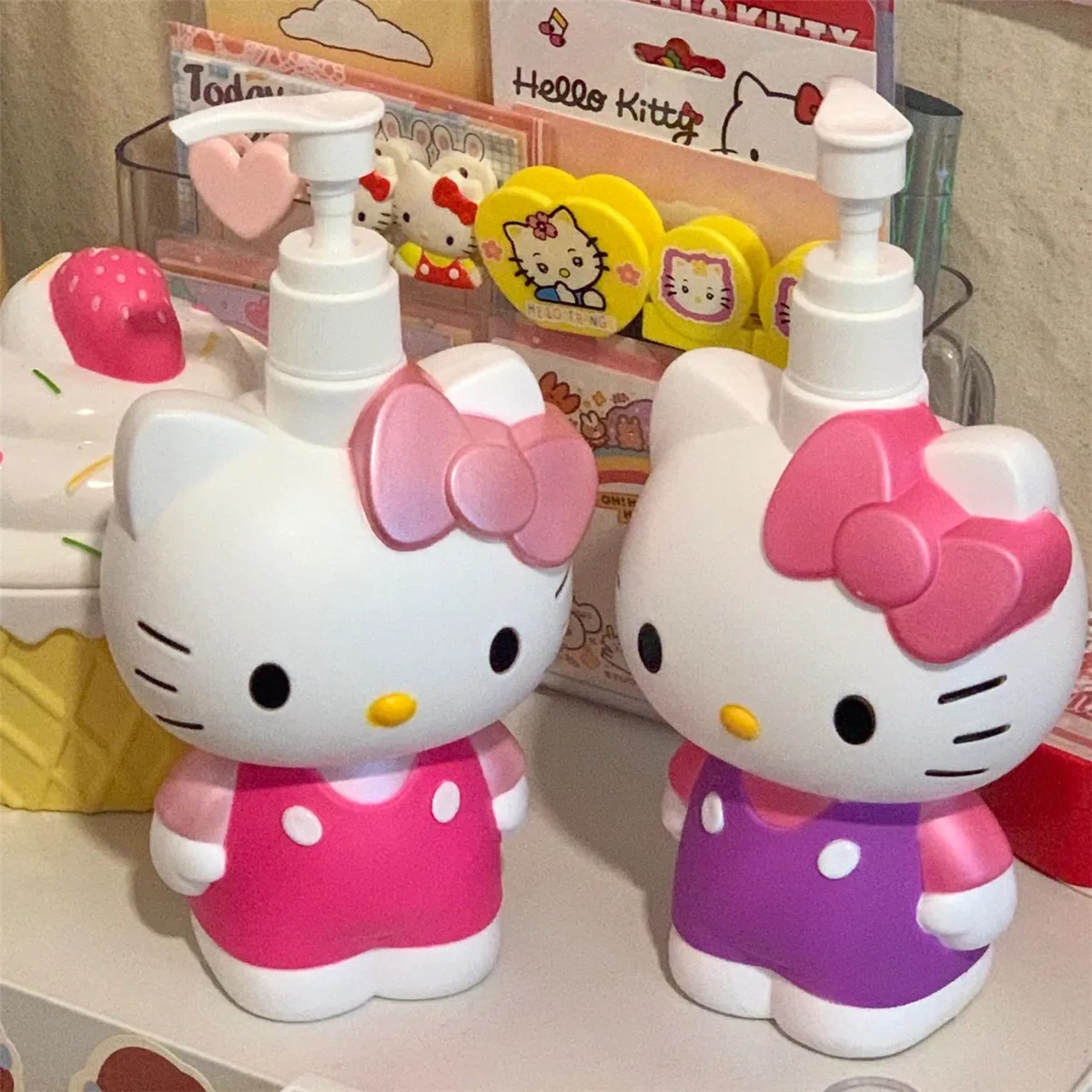 

Kawaii Милая бутылка для ванны Sanrio бутылка для лосьона с героями мультфильмов Hellokitty бутылка для мытья тела бутылка с прессом отдельные бутылки товары для дома