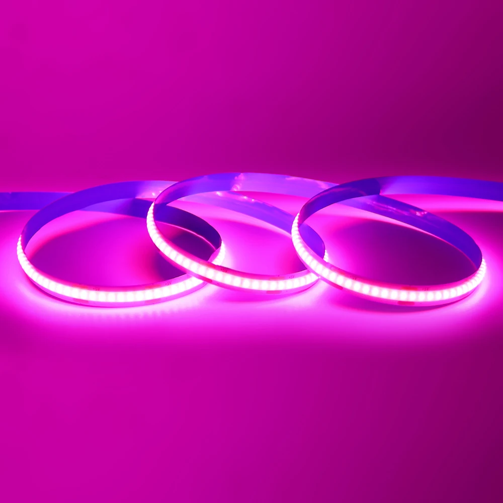 ตัวเลือกสินค้า LED Strip ยืดหยุ่น สีสันสดใส ตกแต่งบ้านได้ทุกสไตล์